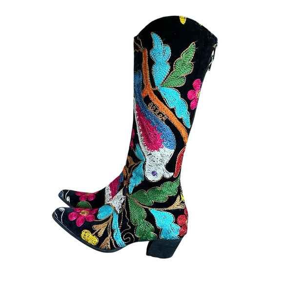 ARTEMIS ARTE Size 39 Black Velvet Floral Embroidered Back Zip Western-Style Boot - Picture 6 of 12